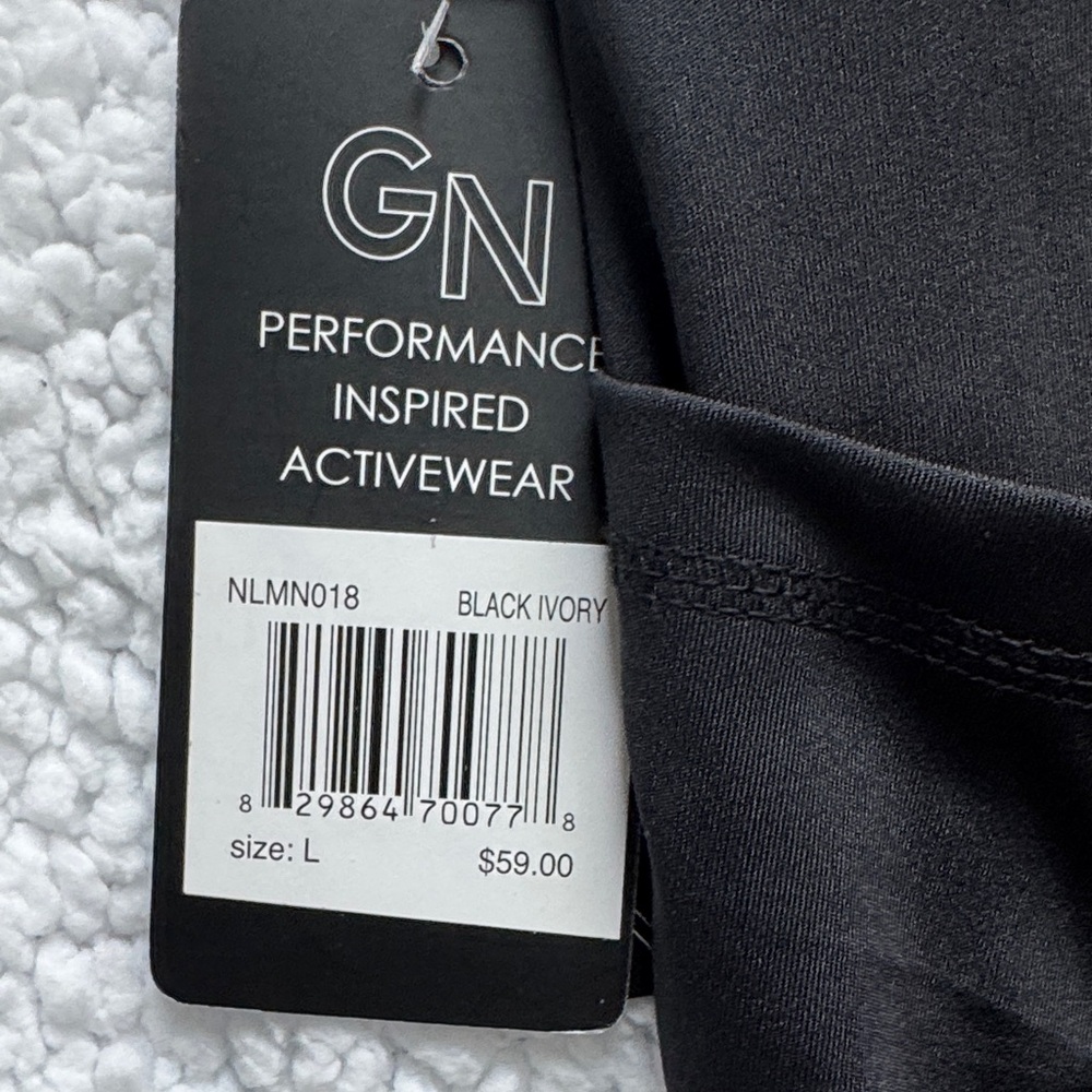 Black High-Waisted Leggings - Picture 4 of 4